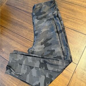 Zone Pro Black and Gray Activewear
